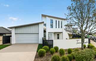 92 Maanihi Drive, Rototuna North