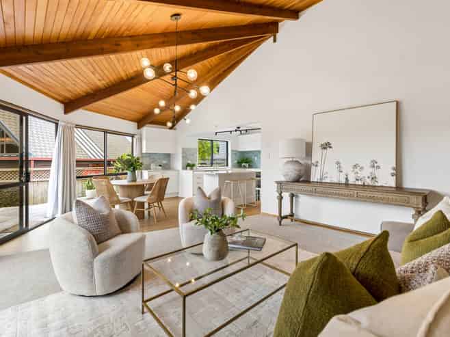1/10 Dayspring Way, Pakuranga