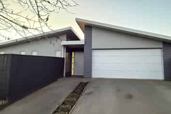 5 Micron Close, Templeton