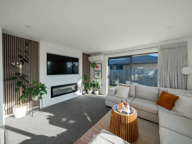 5 Scully Place, Strathern