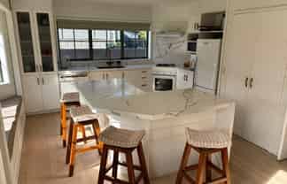 106 Pacific Parade, Matarangi