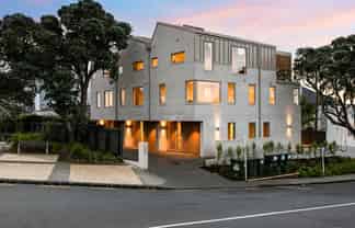 2A Hauraki Road, Hauraki