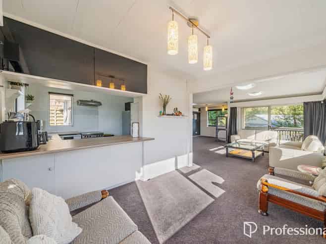 110 Holborn Drive, Stokes Valley