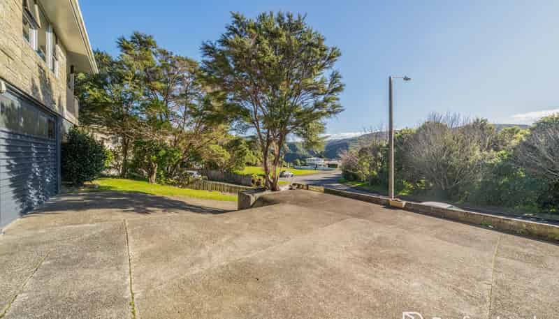 110 Holborn Drive, Stokes Valley