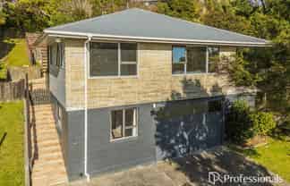 110 Holborn Drive, Stokes Valley