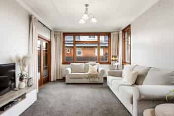 89A Avenue Road, West End