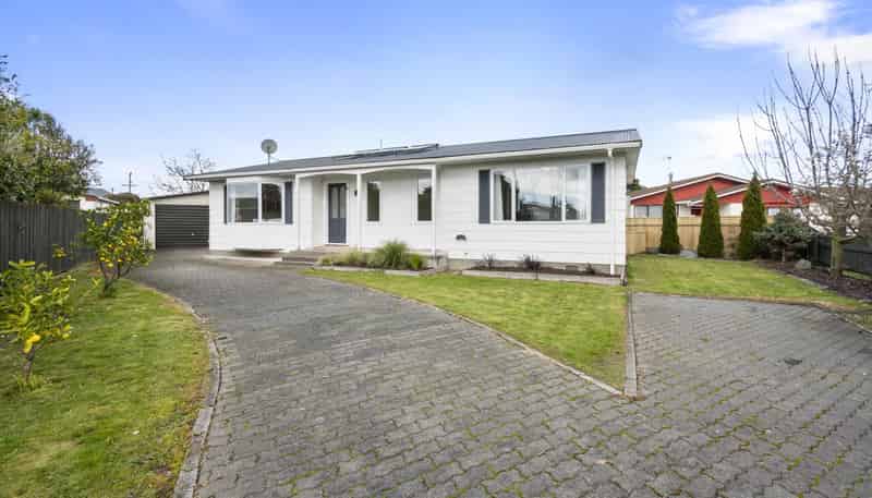 10 Mansell Crescent, Bulls