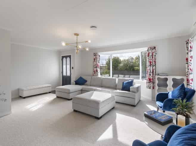 10 Mansell Crescent, Bulls