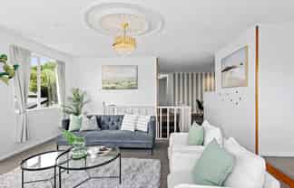 2/259 Major Drive, Kelson