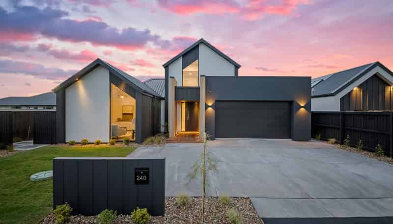 240 Styx Mill Road, Casebrook
