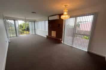 27 Ealing Crescent, Beachlands
