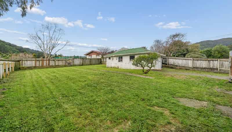 95a Hine Road, Wainuiomata