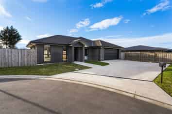 8 Lolite Lane, Rolleston