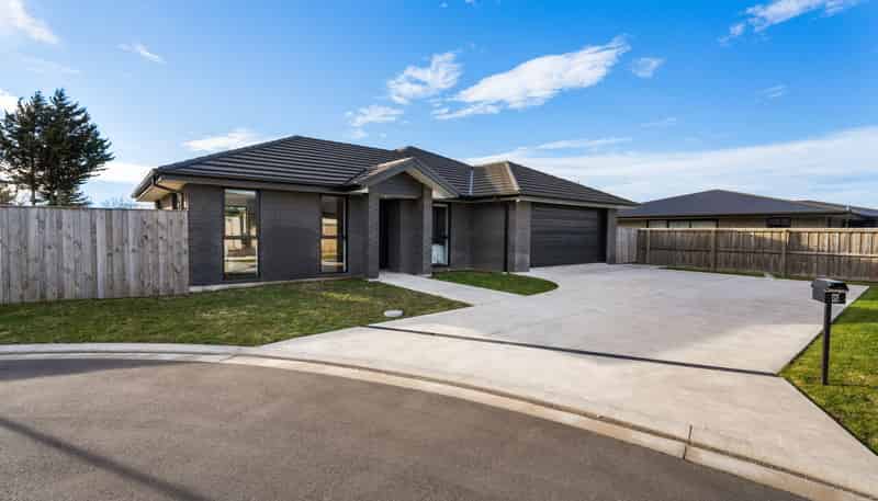 8 Lolite Lane, Rolleston