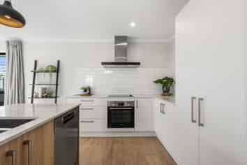8 Lolite Lane, Rolleston