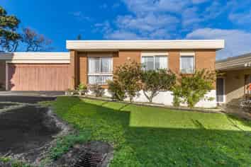 87 Norman Lesser Drive, Saint Johns