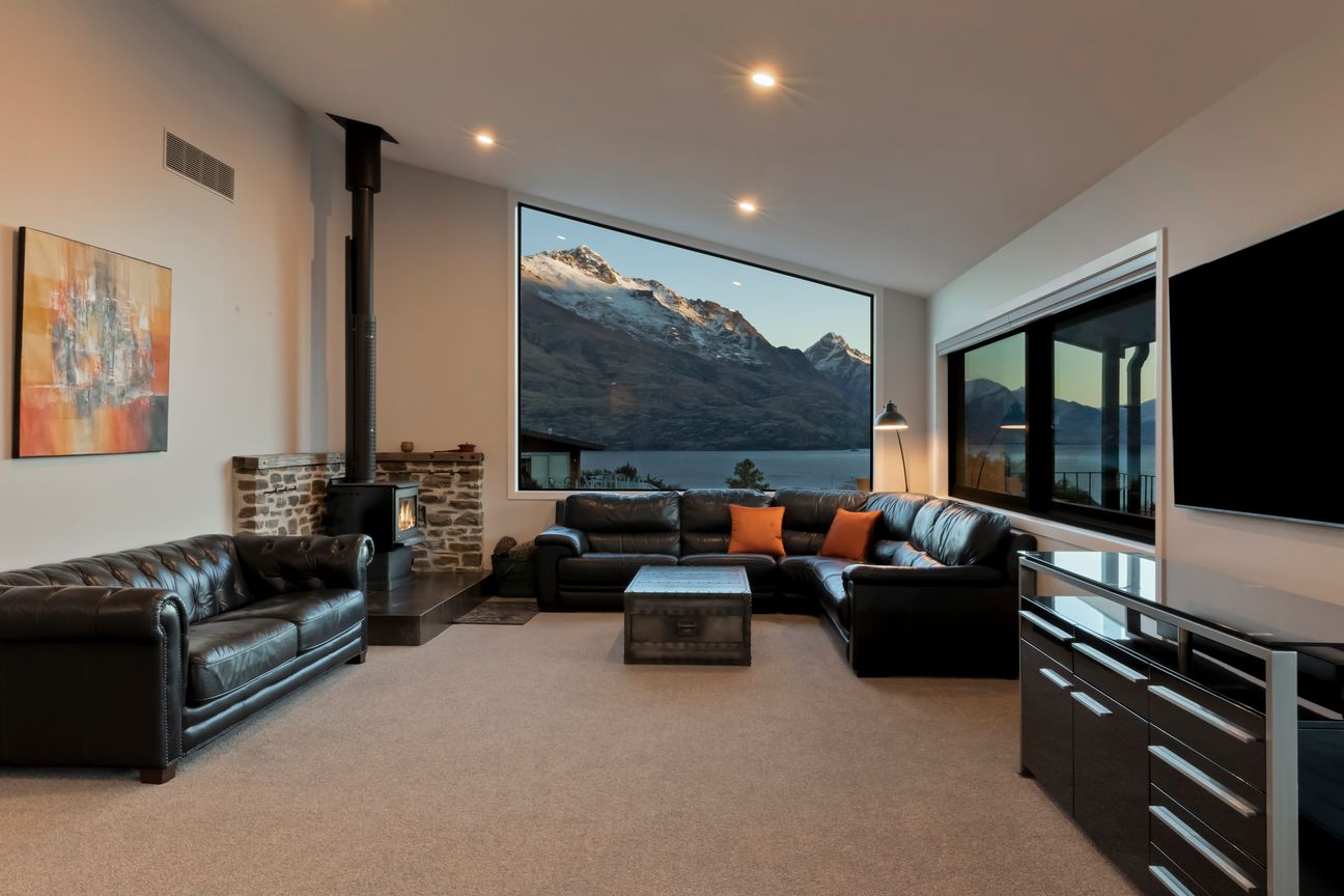 Two Living Options, One Exceptional Address - Bild 4
