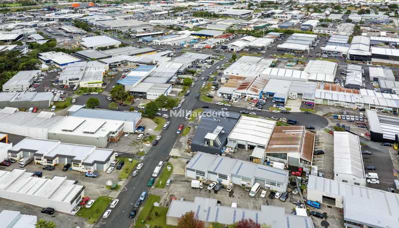 1 Colway Place, Wairau Valley