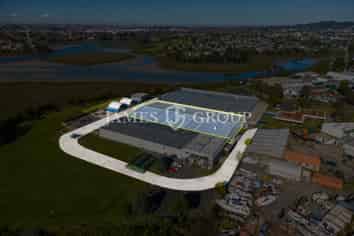 PRIME WEST AUCKLAND INDUSTRIAL + FLEXIBLE YARD