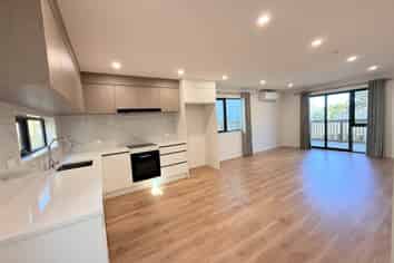 3c Rosina Place, Pakuranga