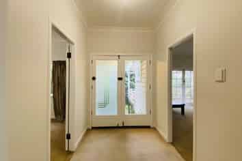 13 Gardner Ave, New Lynn