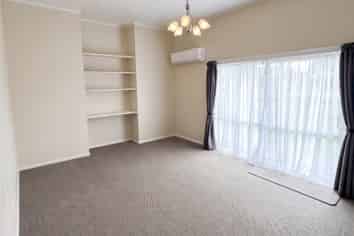 81 Willoughby Street, Halcombe