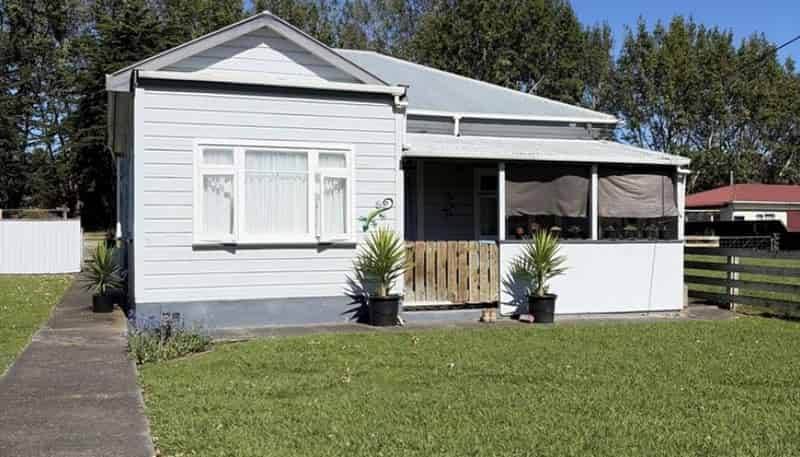 81 Willoughby Street, Halcombe