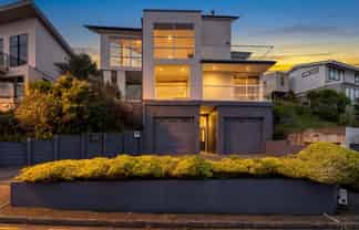 121A Wexford Road, Miramar