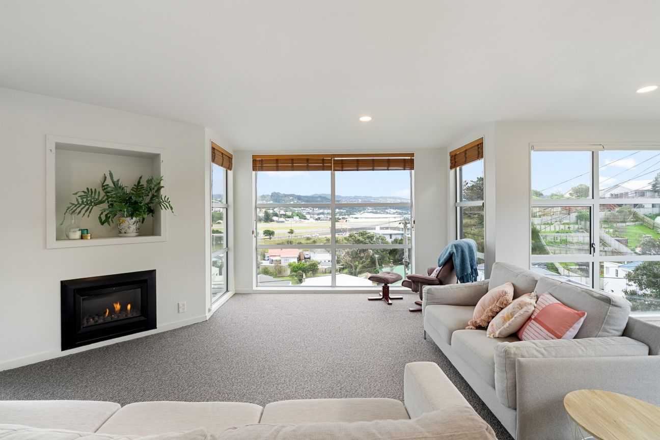 A Front Row Seat to Wellington's Finest Views - Vista 2