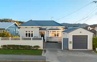 18 Campbell Street, Karori