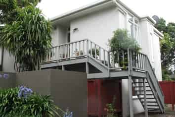 9/4 William Avenue, Greenlane
