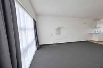 15/16  Alma Road, Gonville