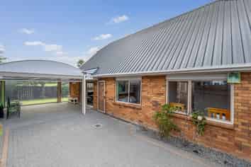 2/17 Daria Place, Northpark