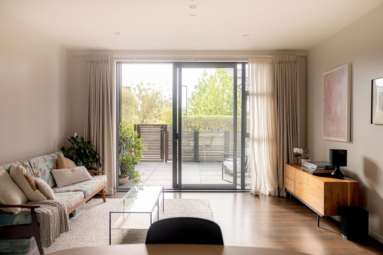 2 Bed 2 Bath Apartment in Hobsonville Point – pohled 2