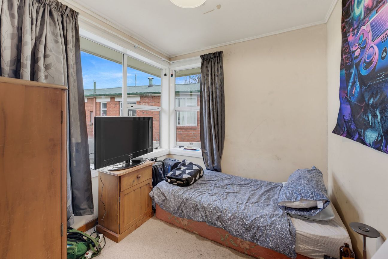 First Home, Flip or Investment - Meer