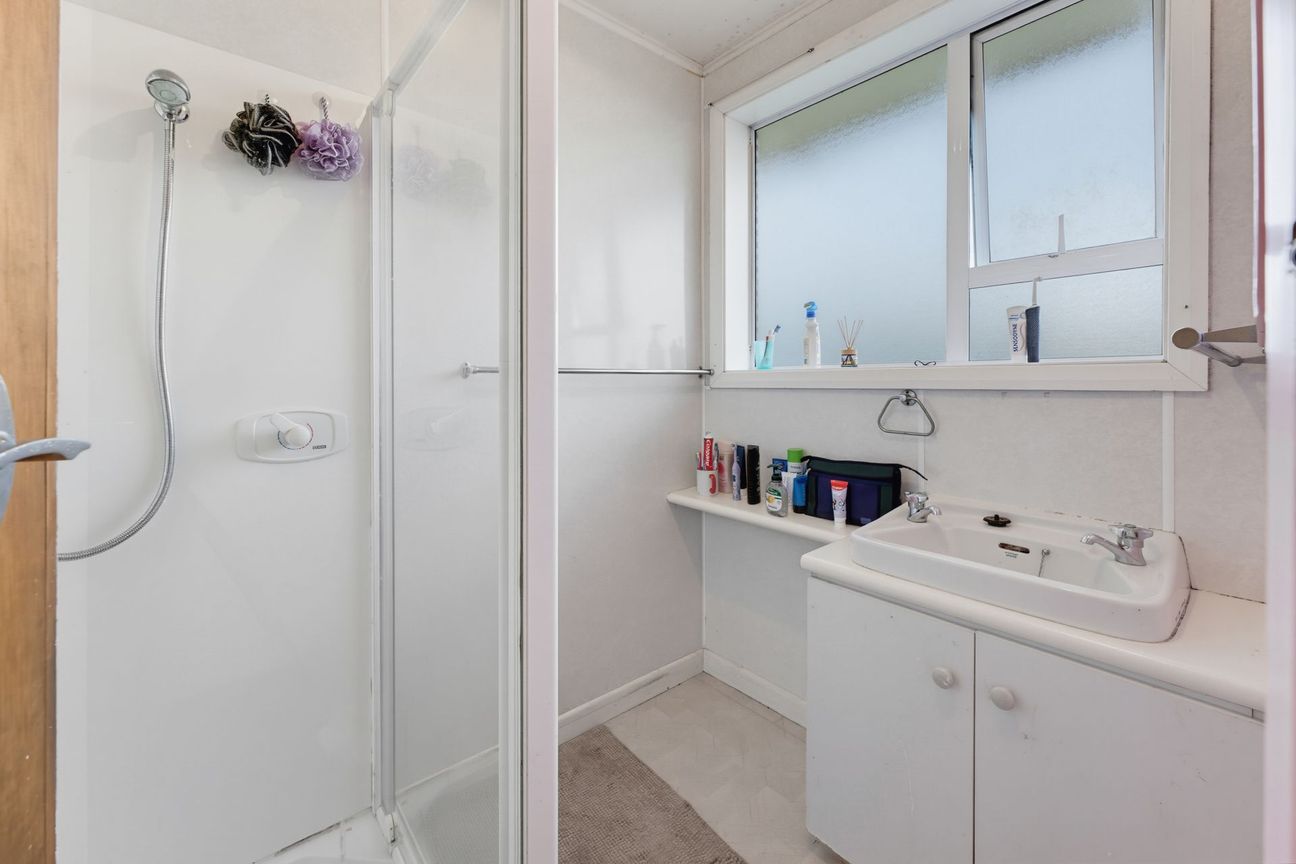 First Home, Flip or Investment - Aanzicht 2