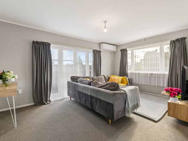 5 Kerry Place, Papakura