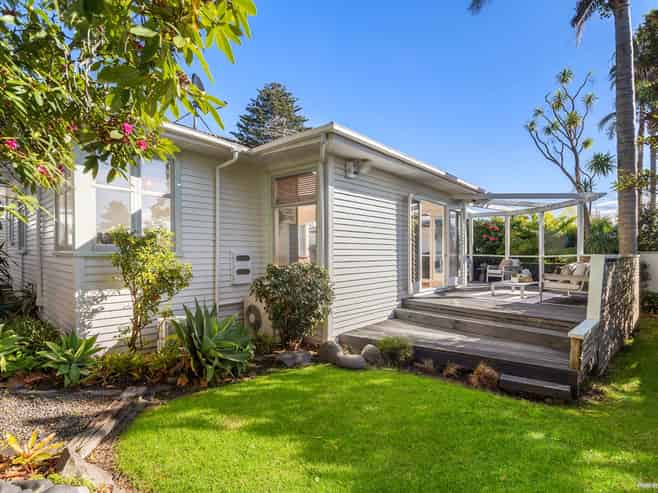 94 Warnock Street, Westmere