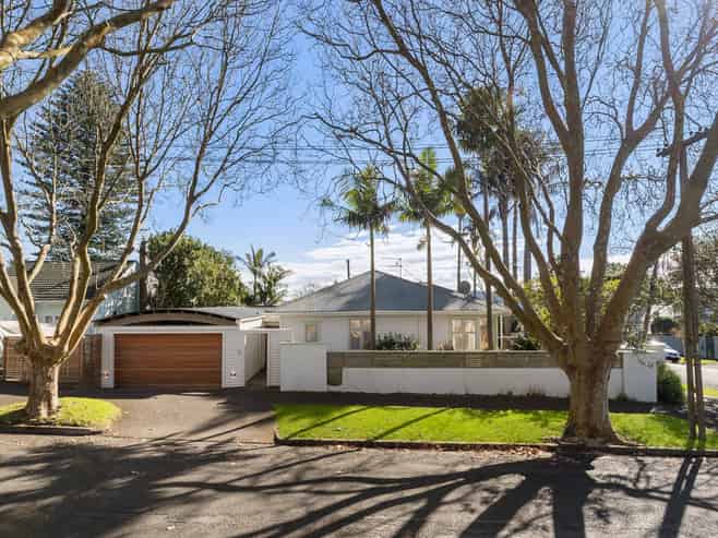 94 Warnock Street, Westmere