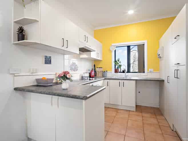 7/1 Ambrico Place, New Lynn