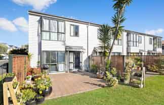 7/1 Ambrico Place, New Lynn