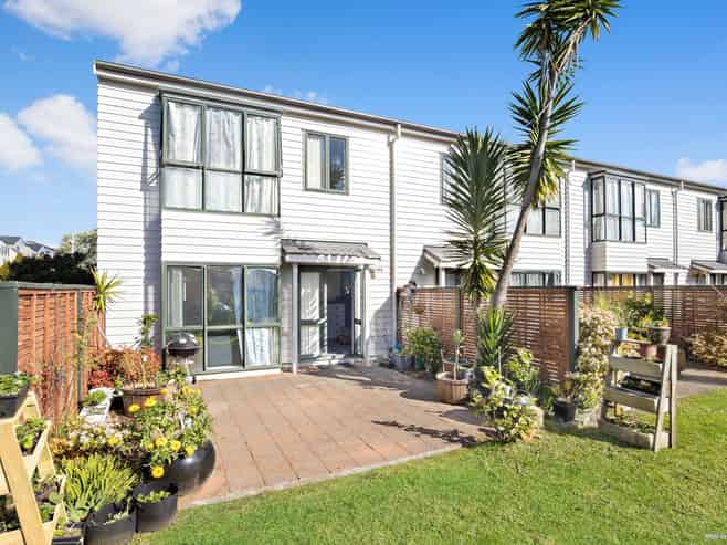 7/1 Ambrico Place, New Lynn