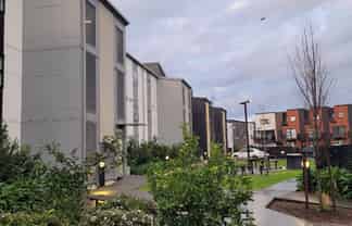 201/30 Shortfin Place, Flat Bush