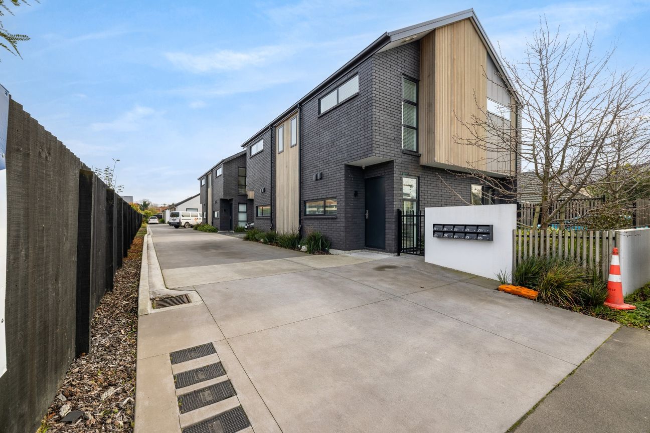 Stylish Two Bedroom Townhouse - Widok 2
