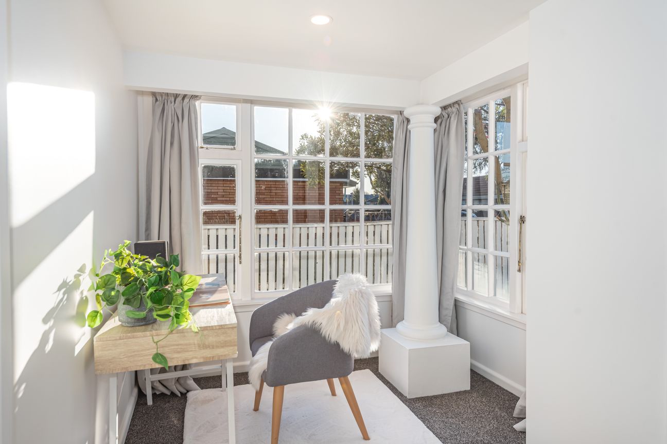 Character family home on 997sqm. - Vista 6