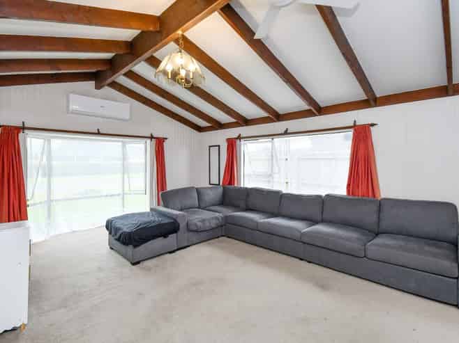 8 Zenith Place, Conifer Grove