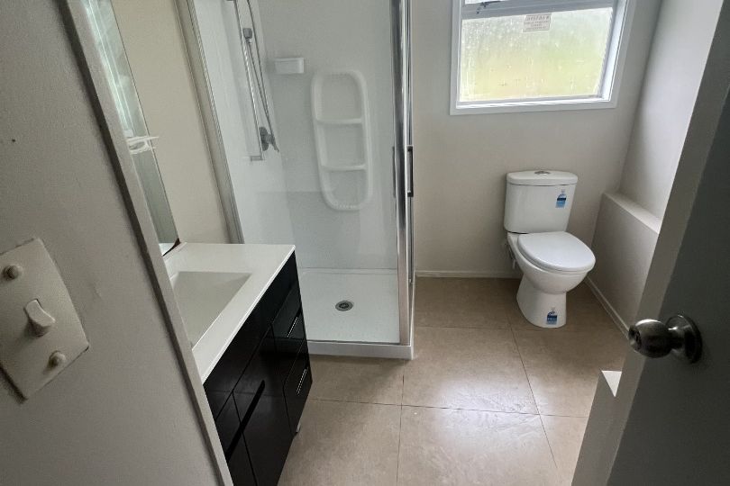 For Rent: Spacious 2-Bedroom Unit - Widok 3