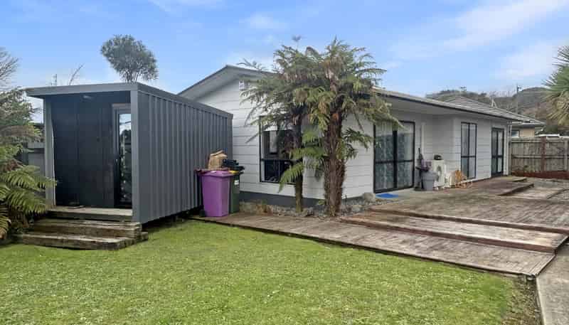 10 Kebbell Avenue, Levin