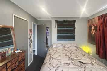 10 Kebbell Avenue, Levin