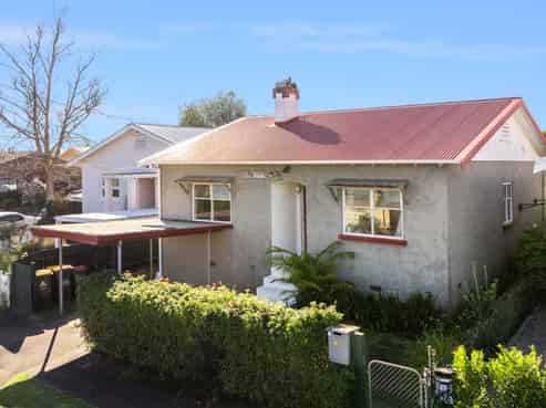17 West View Road, Westmere